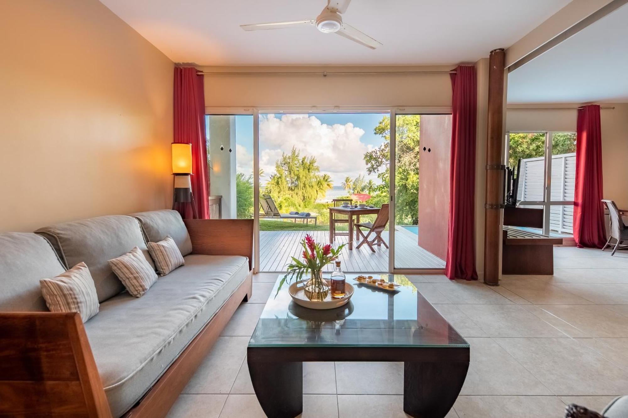 Physacap Suites & Villas Le Francois Exterior photo
